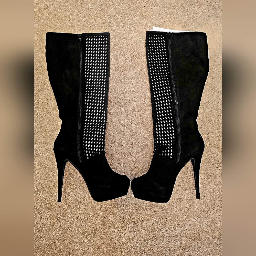 Elegant Black Heeled Boots with Mesh Accent